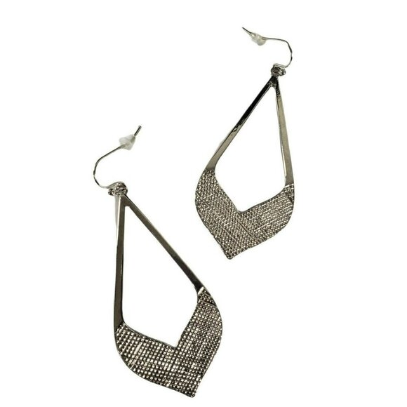 Fashion Jewelry Silver Cast Arrow Tear Drop Earrings French Hook Dangle Teardrop - Picture 1 of 7